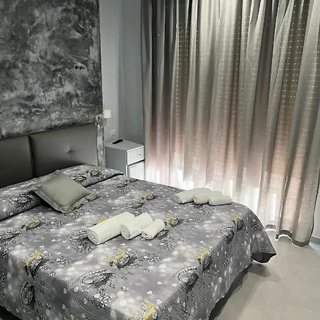 Nocleg ze śniadaniem La Nuova Hera 4*